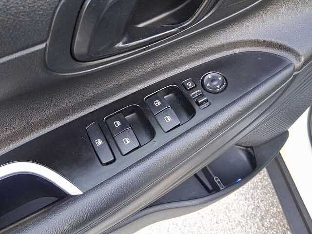 Hyundai BAYON 1.0 T-GDI Hybrid 48V iMT Exclusive