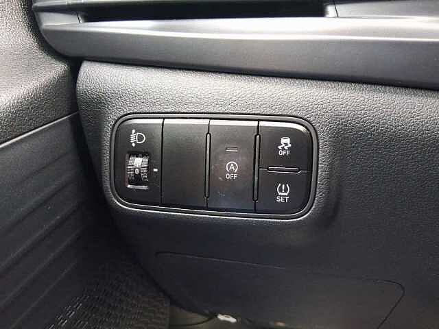 Hyundai i20 1.2 MPI MT Connectline