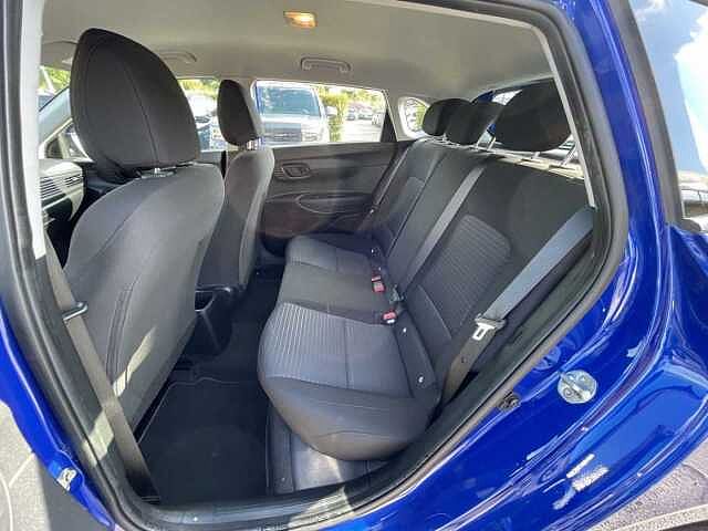 Hyundai i20 1.2 MPI MT Connectline