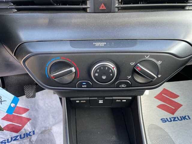 Hyundai i20 1.2 MPI MT Connectline