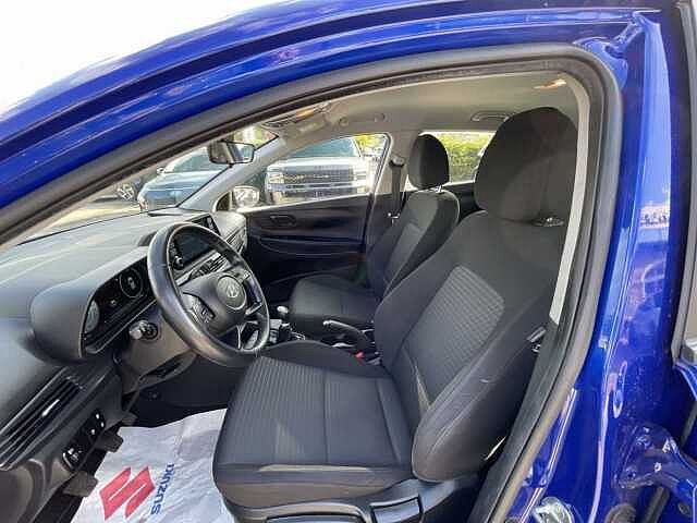 Hyundai i20 1.2 MPI MT Connectline