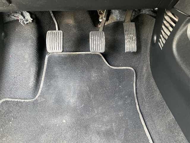 Hyundai i10 1.0 MPI Tech Connect Pack