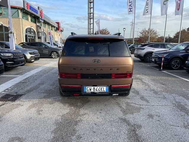 Hyundai SANTA FE 1.6 T-GDI PHEV 4WD AT 7 posti XCLASS