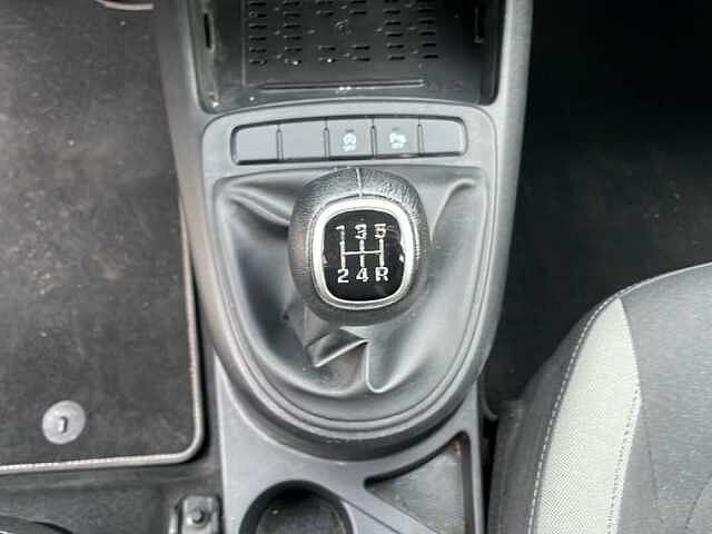 Hyundai i10 1.0 MPI Tech Connect Pack