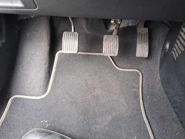 Hyundai i10 1.0 MPI Tech Connect Pack