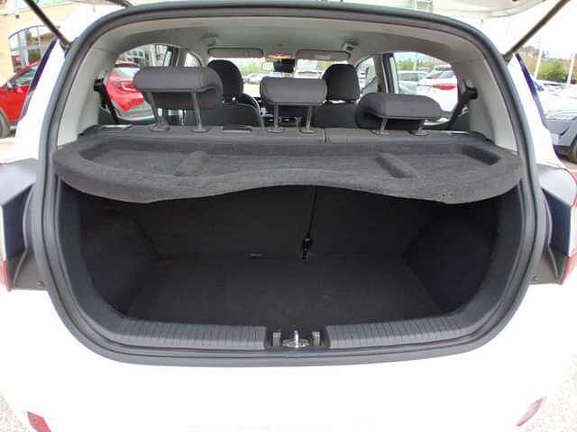 Hyundai i10 1.0 MPI Tech Connect Pack