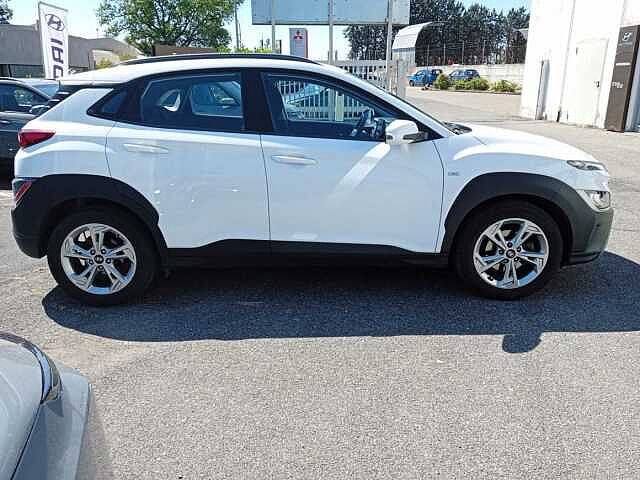 Hyundai KONA 1.0 T-GDI 48V 120cv Xtech+