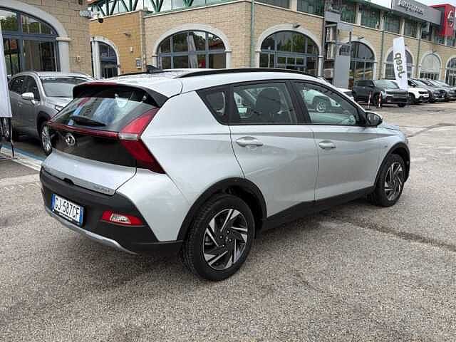 Hyundai BAYON 1.0 T-GDI 48V 100cv Xline-LED PACK