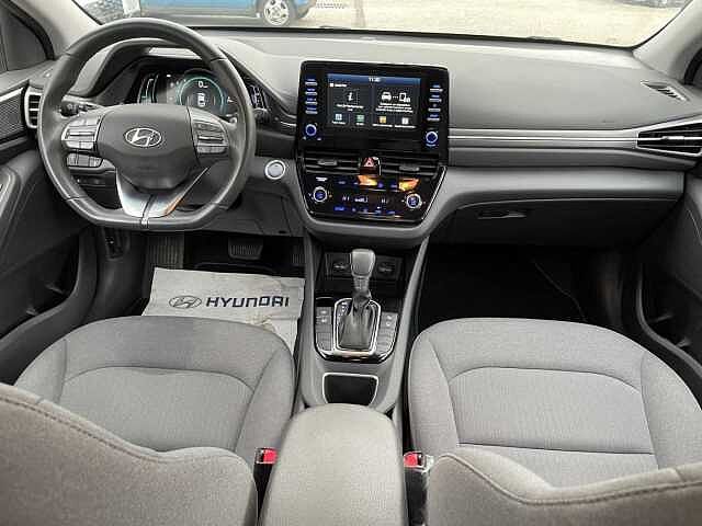 Hyundai IONIQ 1.6 Hybrid DCT Tech