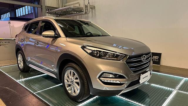 Hyundai TUCSON 1.7 CRDi DCT XPossible