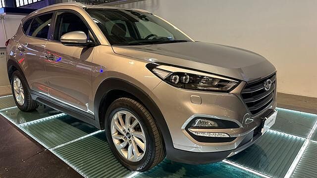 Hyundai TUCSON 1.7 CRDi Sound Edition