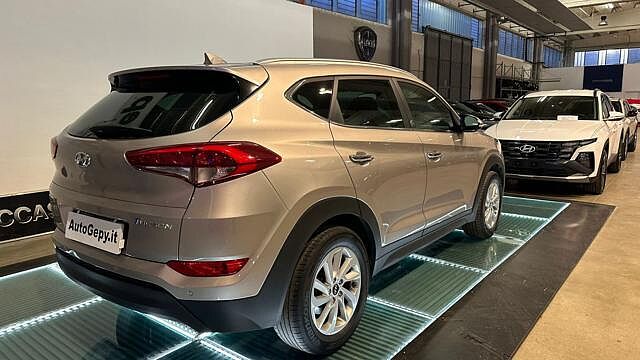 Hyundai TUCSON 1.7 CRDi Sound Edition