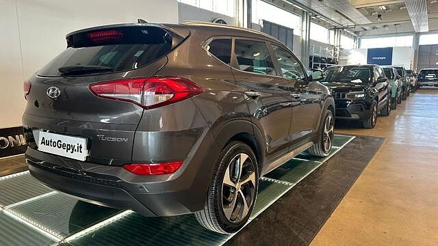 Hyundai TUCSON 1.7 CRDi XPossible 'neo patentati'