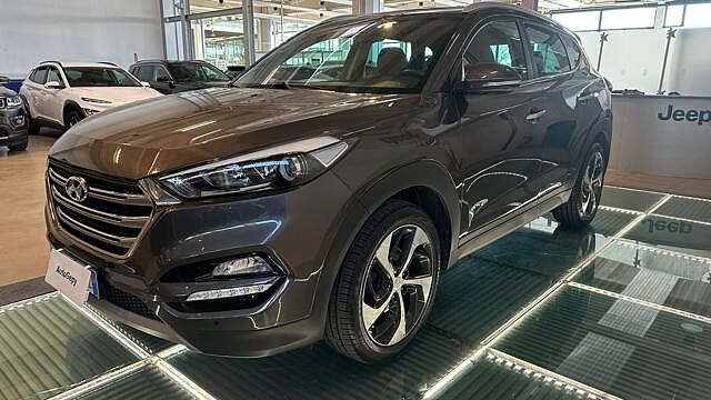 Hyundai TUCSON 1.7 CRDi XPossible 'neo patentati'