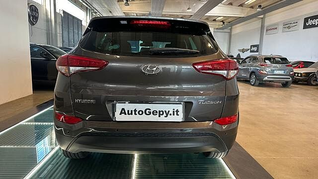 Hyundai TUCSON 1.7 CRDi XPossible 'neo patentati'