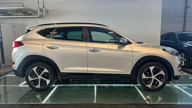 Hyundai TUCSON 1.7 CRDi DCT Sound Edition