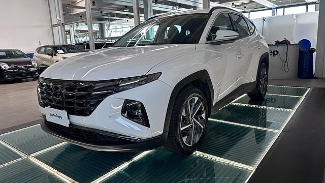Hyundai TUCSON 1.6 CRDI 48V XLine
