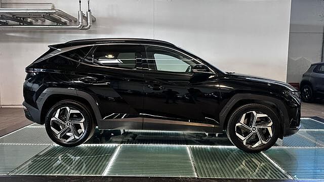 Hyundai TUCSON 1.6 HEV aut. XTech'cerchi 19'