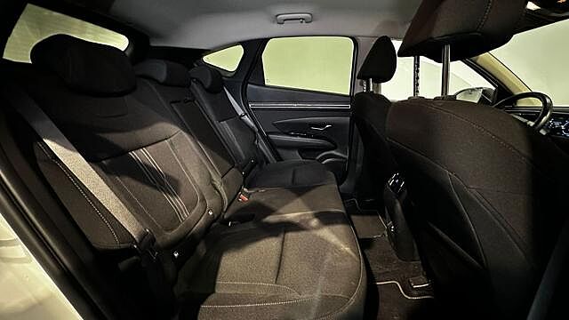 Hyundai TUCSON 1.6 HEV aut. XLine CERCHI 19'