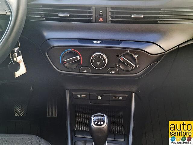 Hyundai i20 1.2 MPI MT GPL Connectline