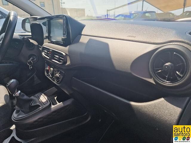 Hyundai i10 1.0 MPI Tech