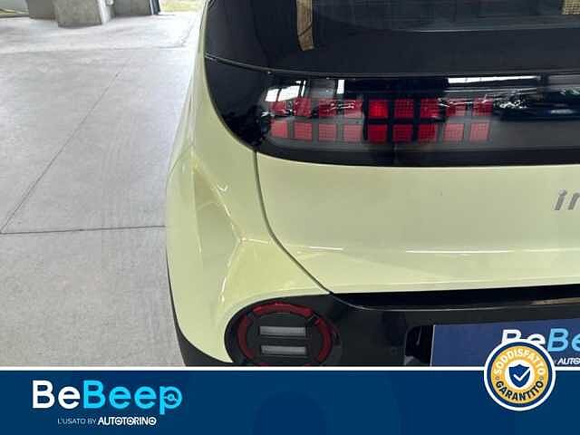 Hyundai INSTER 49KWH XTECH LOGIN PACK