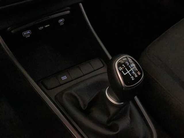 Hyundai i20 1.0 T-GDI 48V CONNECTLINE IMT