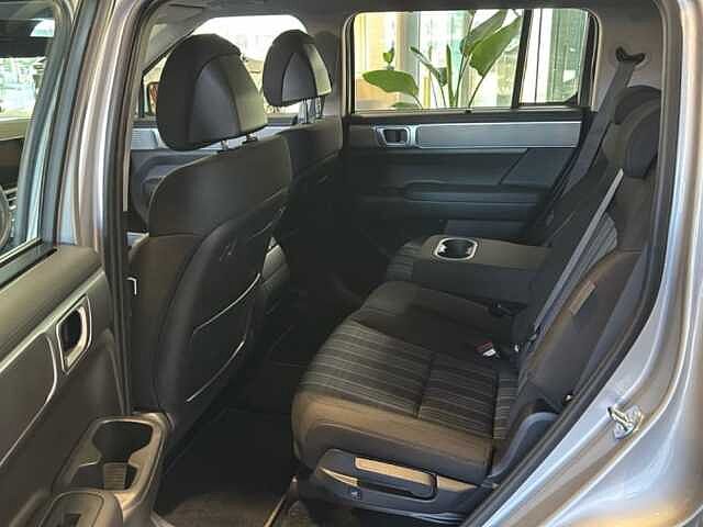 Hyundai SANTA FE 1.6 T-GDI HEV BUSINESS 2WD 215CV AT 7P.TI