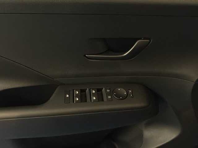 Hyundai KONA 1.0 TGDI MT XTech MY25