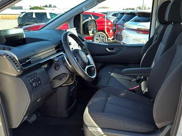 Hyundai STARIA 2.2 WAGON 2WD AUTO