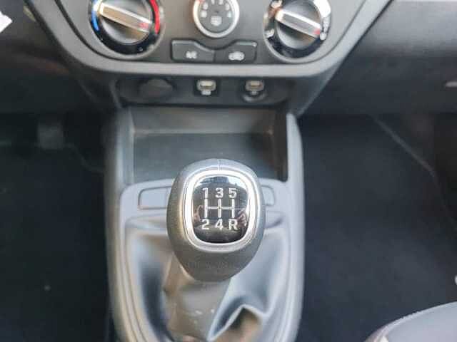 Hyundai i10 1.0 MPI TECH CONNECT PACK