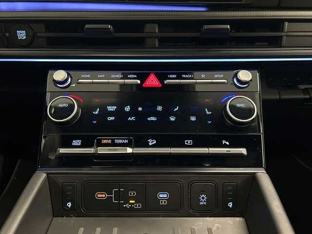 Hyundai SANTA FE 1.6 T-GDI HEV XCLASS CALLIGRAPHY PACK 4WD