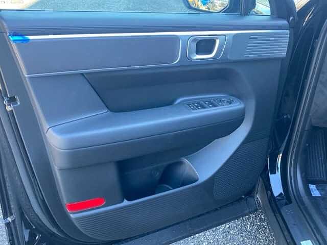 Hyundai SANTA FE 1.6 PHEV 4WD Business - 5 Posti