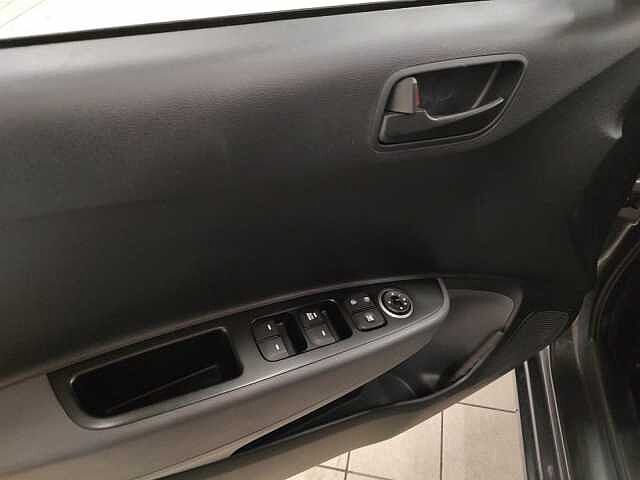 Hyundai i10 1.0 ADVANCED