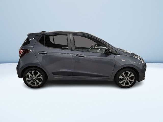 Hyundai i10 1.0 ADVANCED