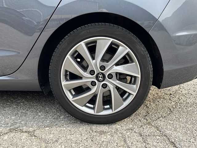 Hyundai i30 Fastback 1.6 CRDI BUSINESS DCT MY20