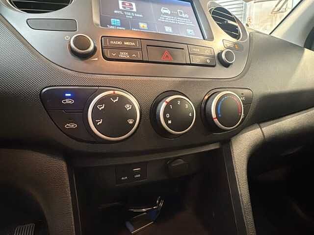 Hyundai i10 1.0 PRIME NAVI