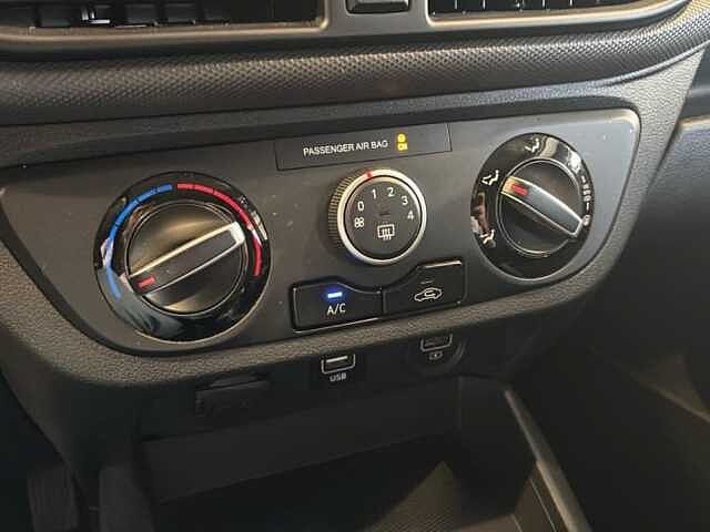 Hyundai i10 1.0 MPI TECH CONNECT PACK