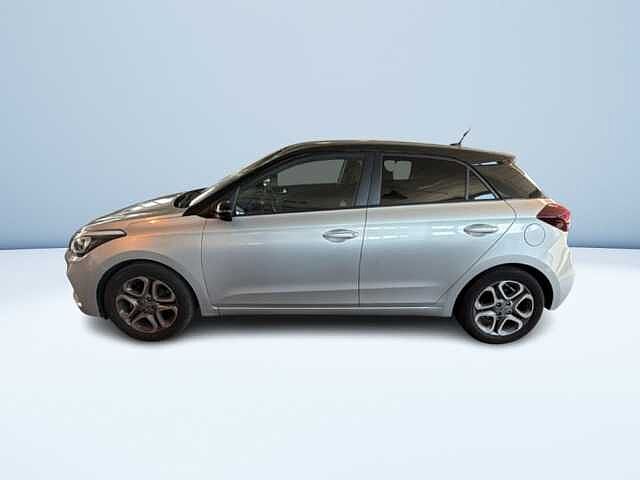 Hyundai i20 5P 1.2 MPI DUALCOLOR 84CV