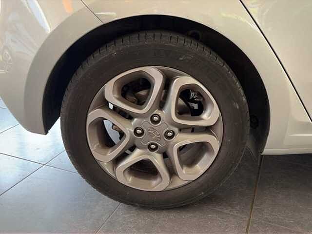 Hyundai i20 5P 1.2 MPI DUALCOLOR 84CV