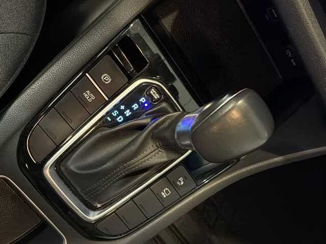 Hyundai IONIQ IONIQ 1.6 HYBRID TECH 6DCT