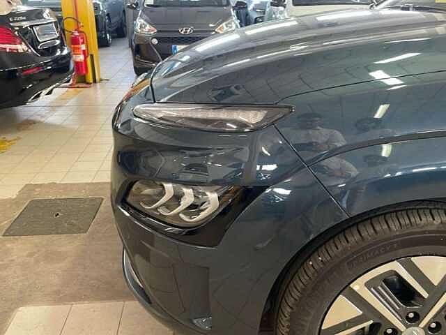 Hyundai KONA 64 KWH EV XCLASS Blu
