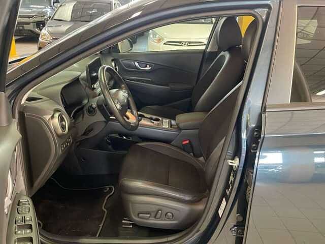 Hyundai KONA 64 KWH EV XCLASS Blu
