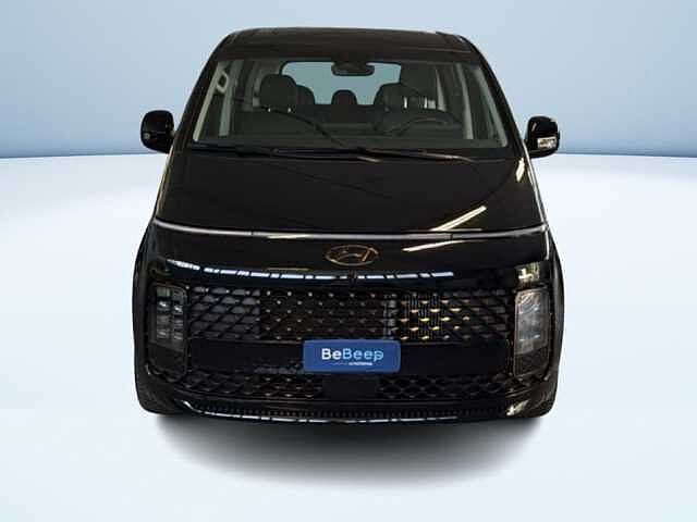 Hyundai STARIA 2.2 LUXURY AWD AUTO