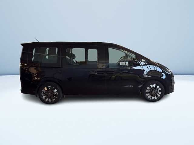 Hyundai STARIA 2.2 LUXURY AWD AUTO