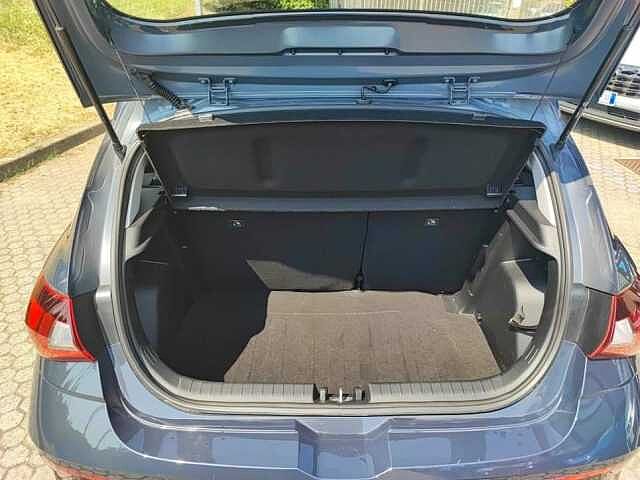 Hyundai i20 1.2 MPI CONNECTLINE LED PACK 84CV MT