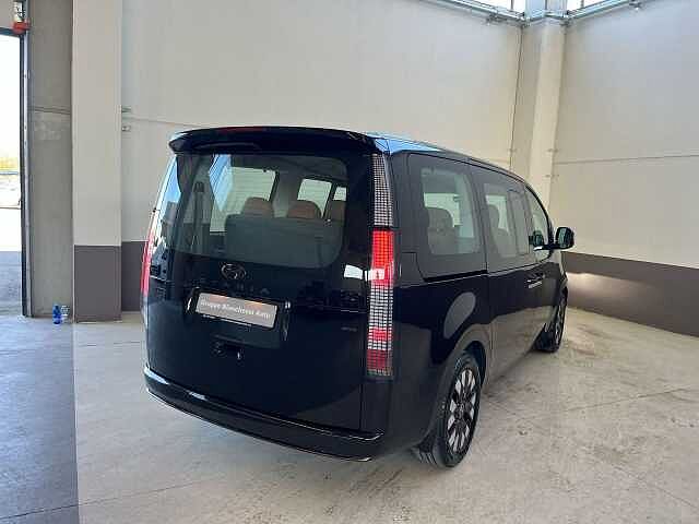 Hyundai STARIA 2.2 AT AWD 7 posti Luxury