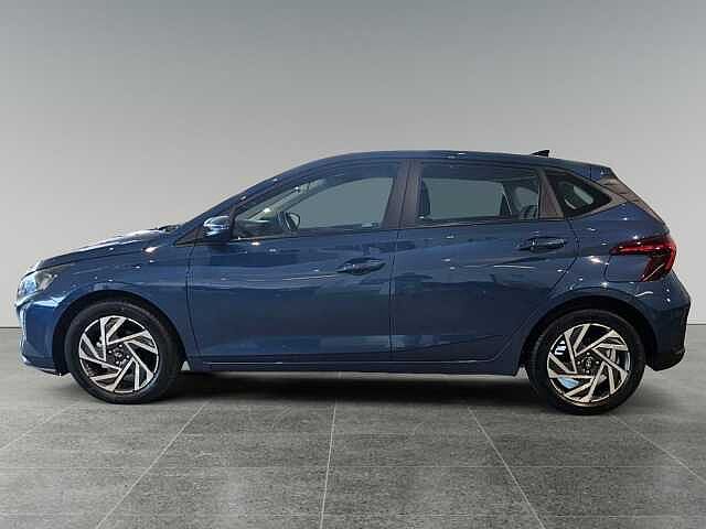 Hyundai i20 1.2 MPI MT Connectline