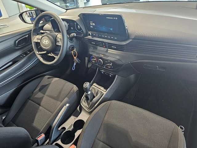 Hyundai i20 1.2 MPI MT Connectline