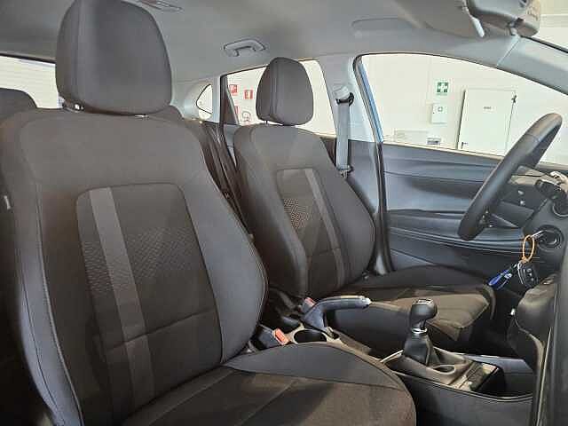 Hyundai i20 1.2 MPI MT Connectline